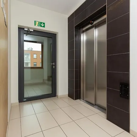 Na Woli Sowinskiego By Renters * Warszawa