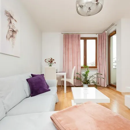 Apartment Na Woli Sowinskiego By Renters *