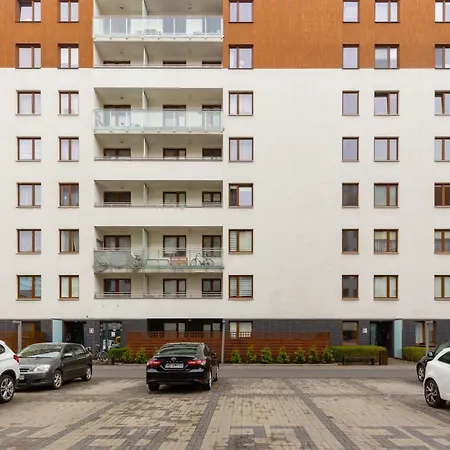 Na Woli Sowinskiego By Renters Apartment