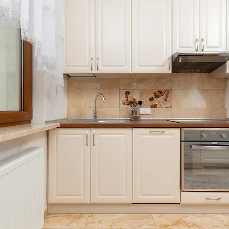 Na Woli Sowinskiego By Renters * Warsaw