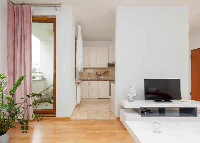 Lejlighed Na Woli Sowinskiego By Renters Warszawa