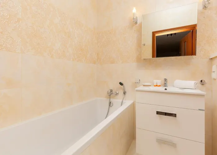 Na Woli Sowinskiego By Renters